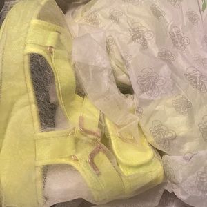 Brand new. Never worn.